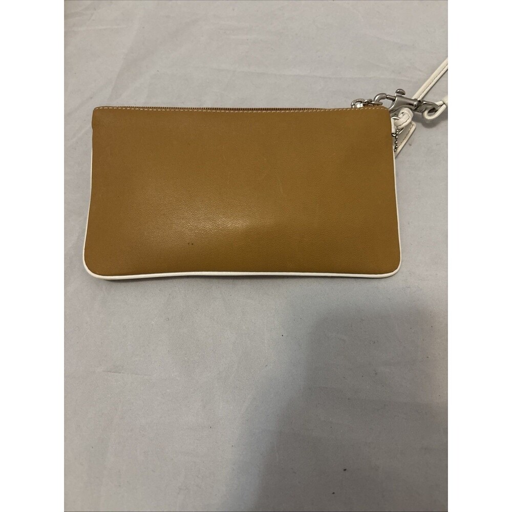 Coach Wristlet Tan Leather Clutch Small Purse Top Zip Front Magnetic Snap - Picture 3 of 7